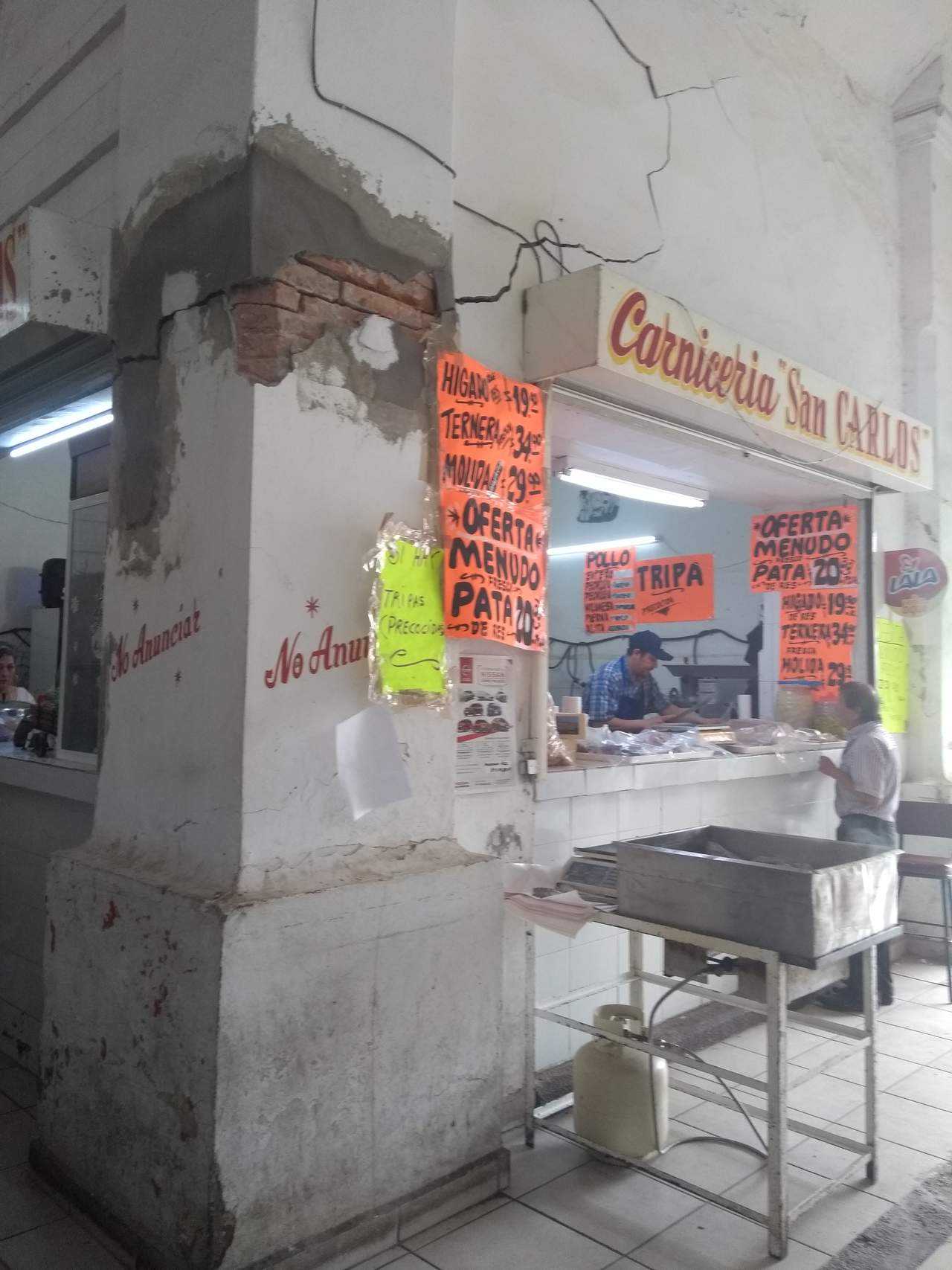 Dos meses después, sigue sin reparar Mercado Municipal de Lerdo. Noticias en tiempo real
