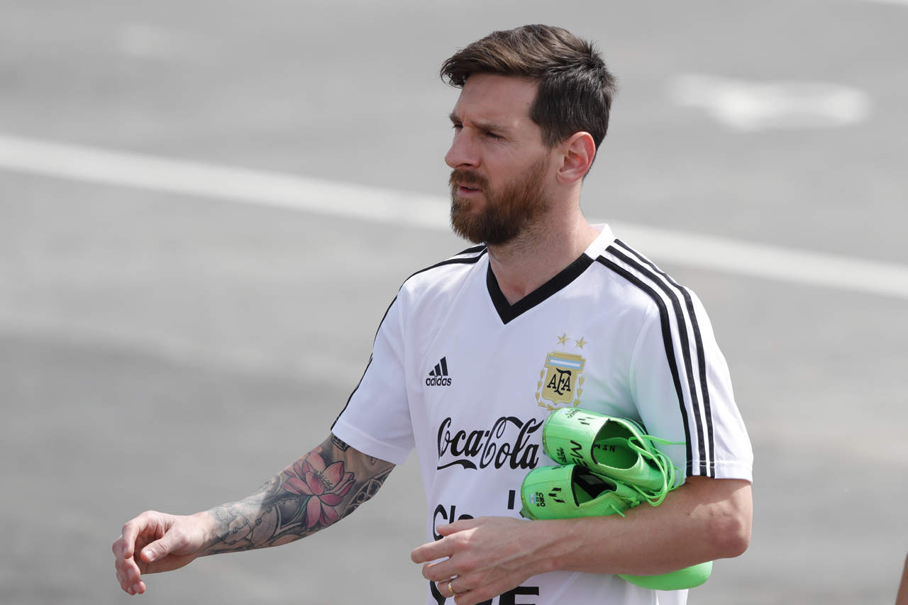 Messi cumple 31 con el deseo de avanzar en Rusia. Noticias en tiempo real