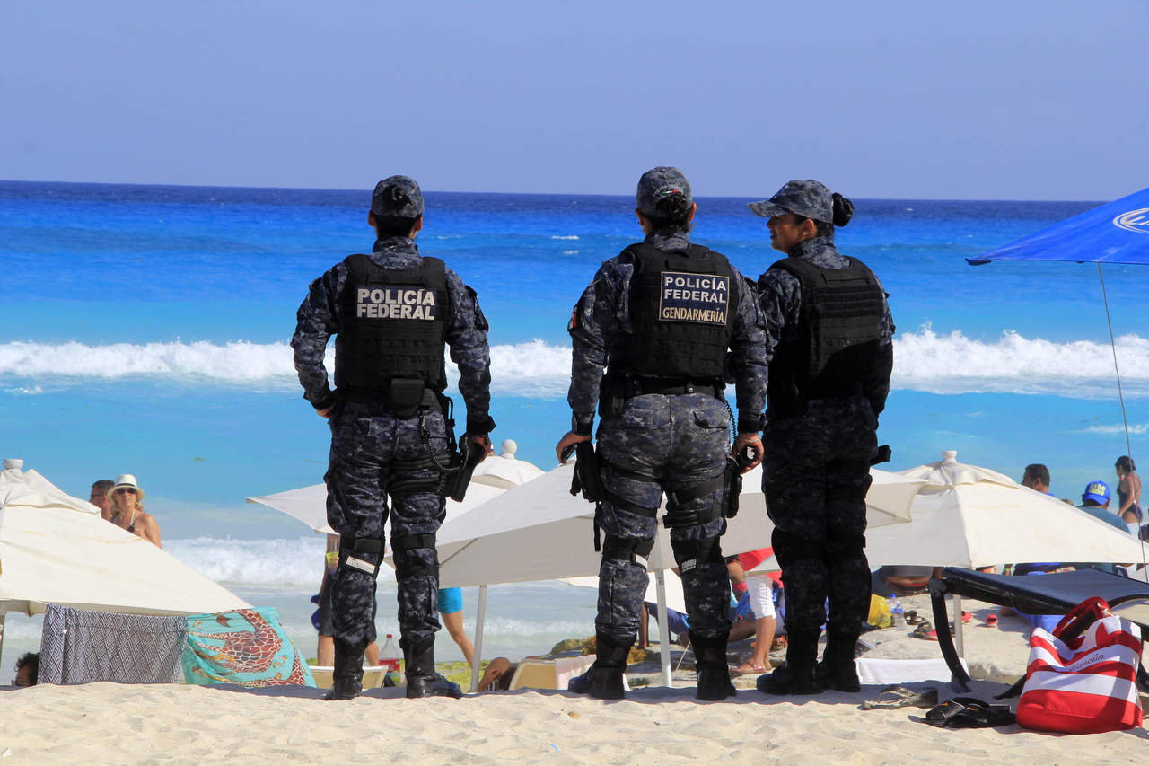 Alertas de viaje de EU bajan turismo en México. Noticias en tiempo real