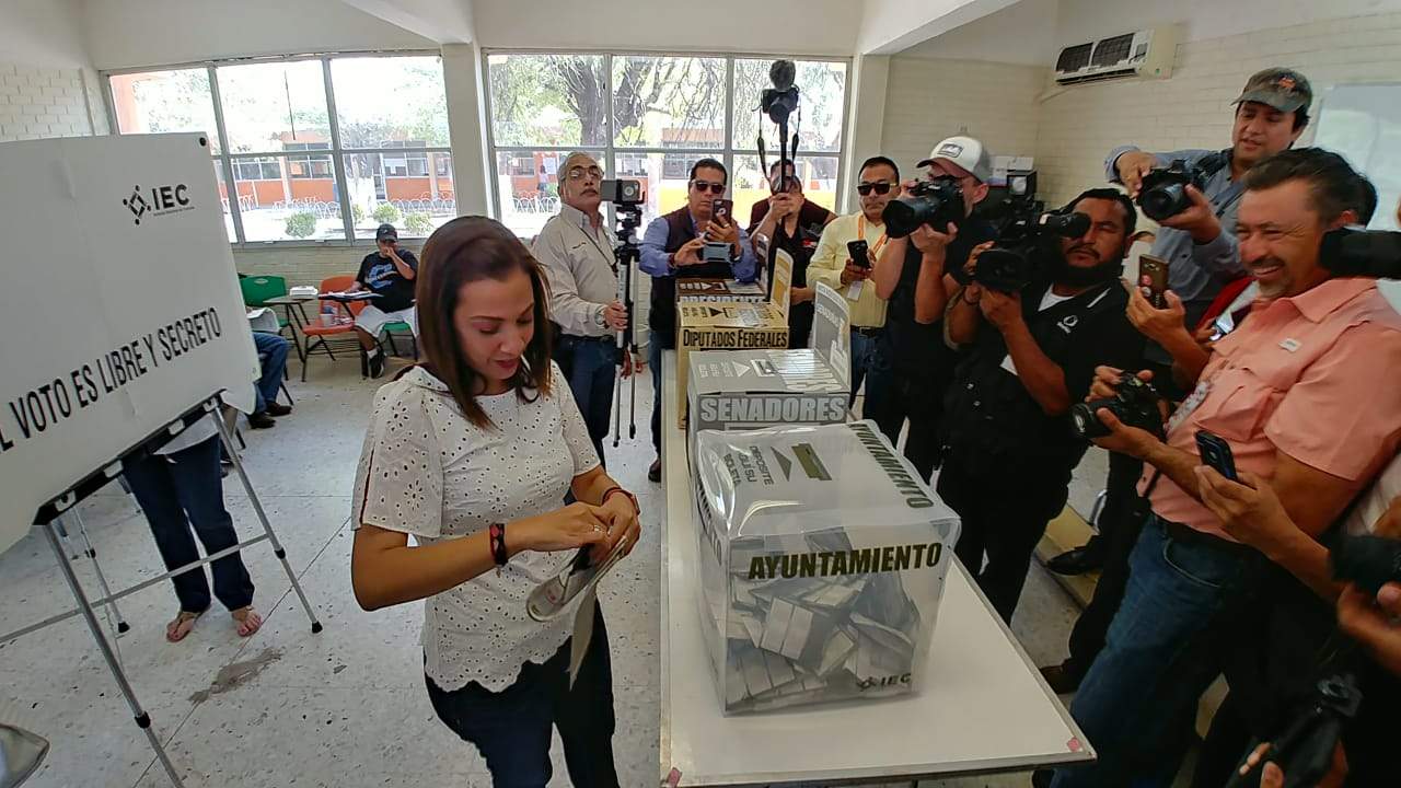 Invita Sonia Villarreal Pérez a votar en Piedras Negras. Noticias en tiempo real