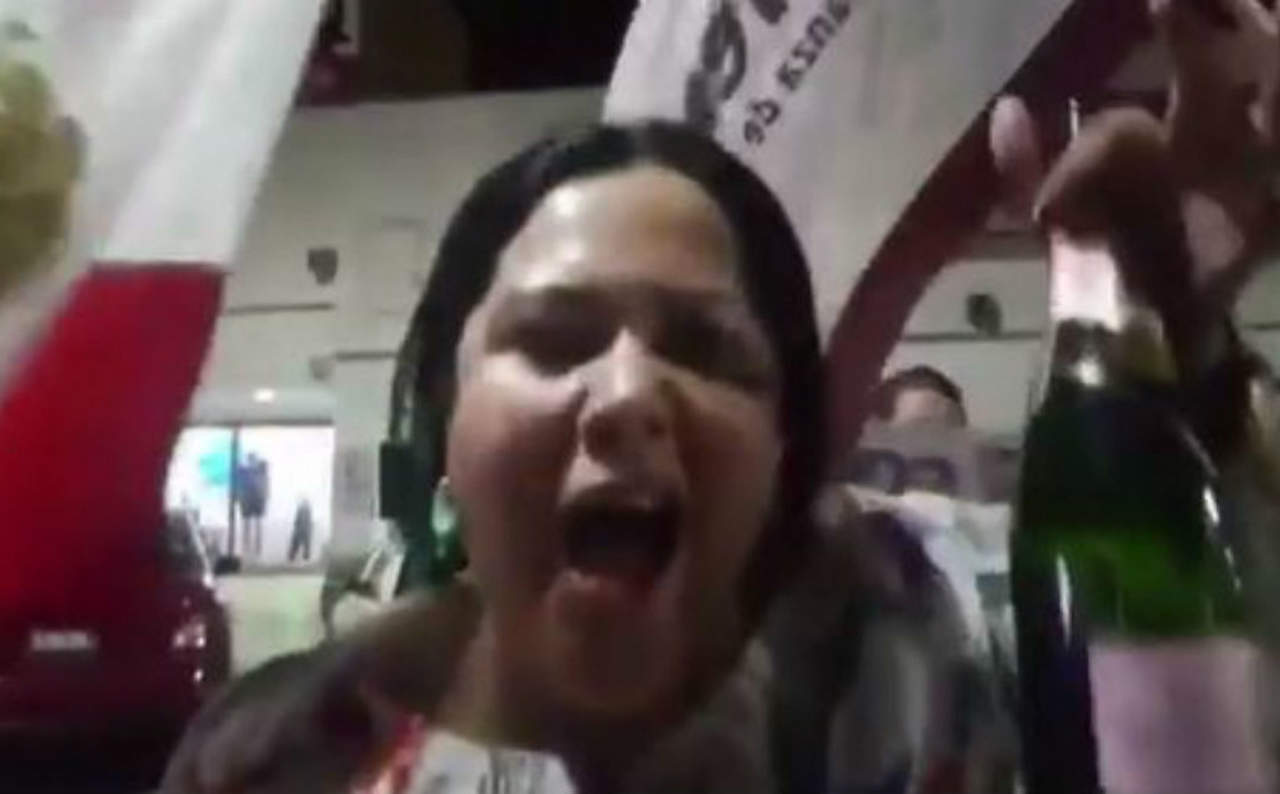 VIDEO: Desata polémica festejo de virtual senadora de Morena. Noticias en tiempo real