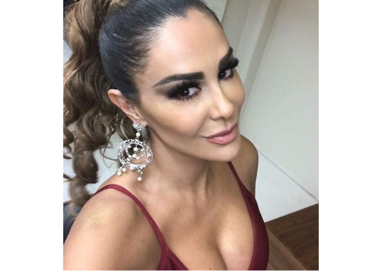 Ninel Conde luce sus bronceadas curvas en bikini, El Siglo ...