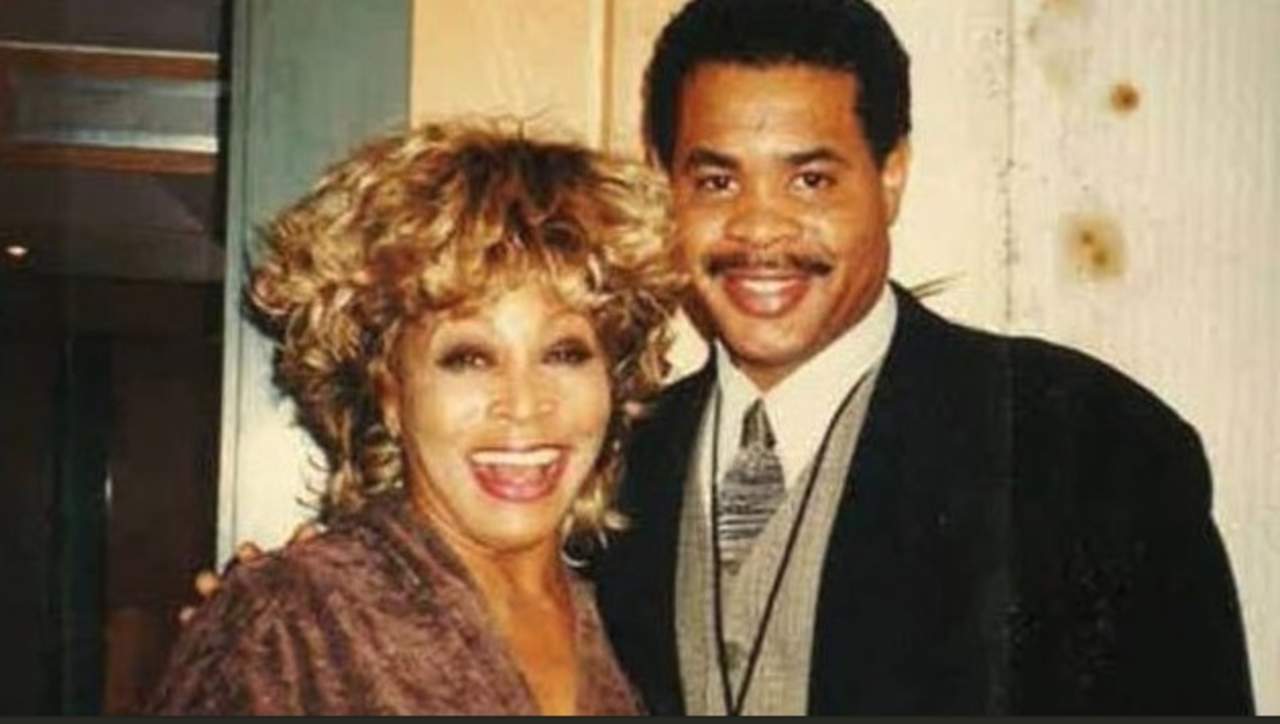 Muere el hijo mayor de la cantante Tina Turner. Noticias en tiempo real