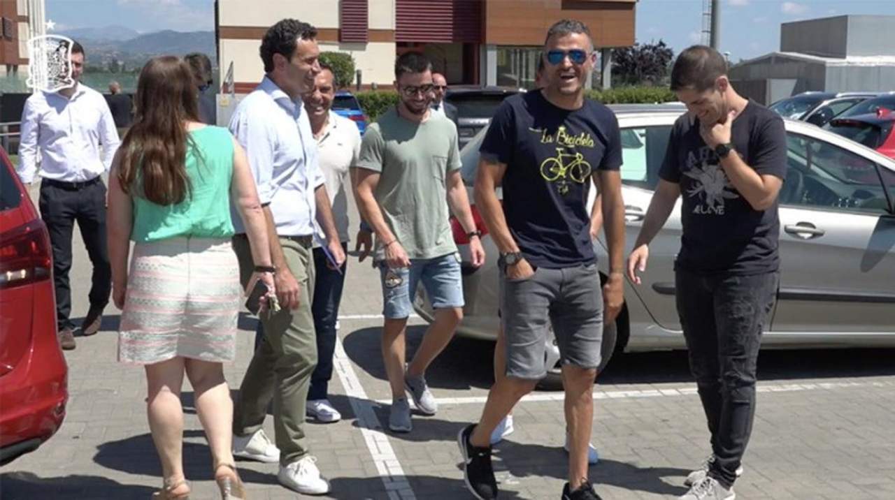 Luis Enrique llega a España para asumir cargo de DT. Noticias en tiempo real