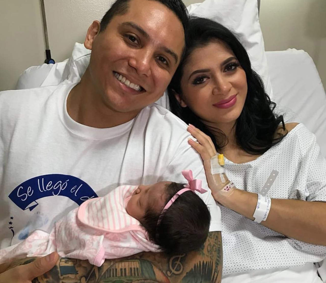Edwin Luna da la bienvenida a su segunda hija. Noticias en tiempo real