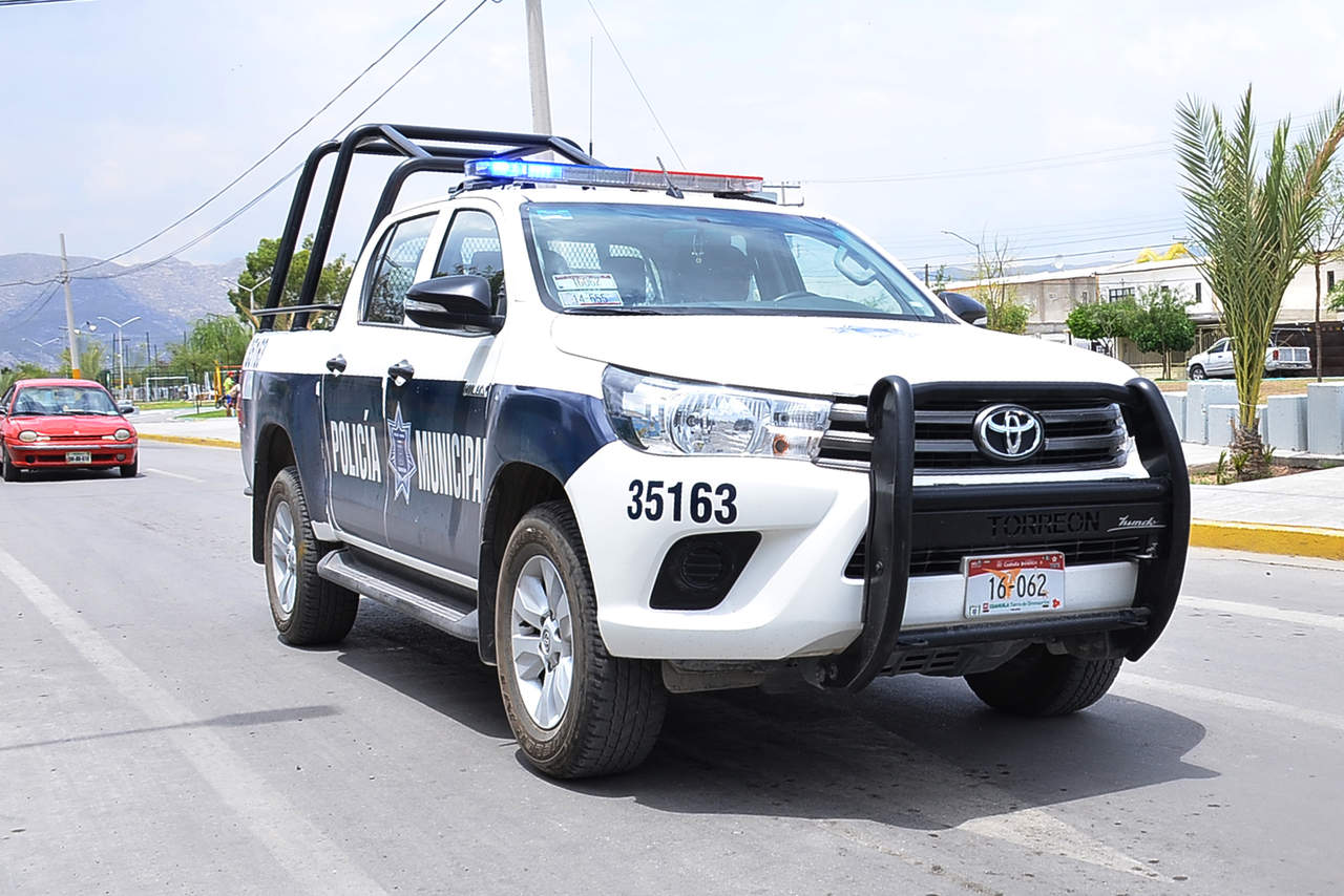 Con lujo de violencia, roban camioneta en Torreón. Noticias en tiempo real