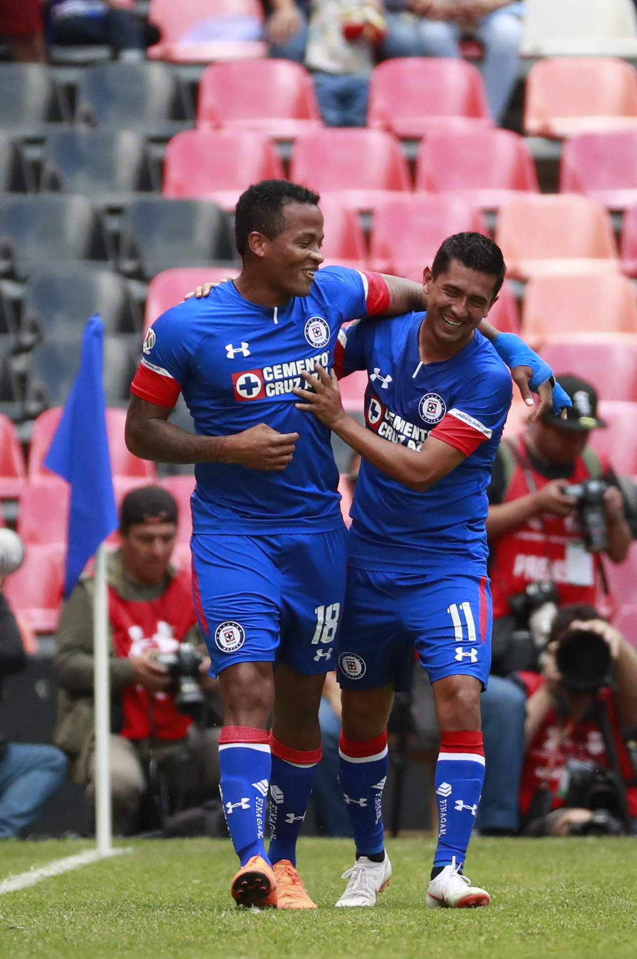 Cruz Azul golea 3-0 a Puebla. Noticias en tiempo real