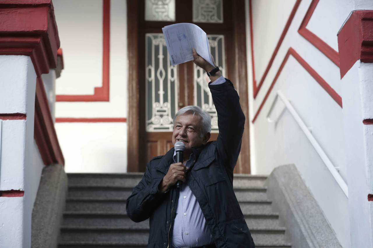 Incluye López Obrador a amapoleros en foros de amnistía. Noticias en tiempo real