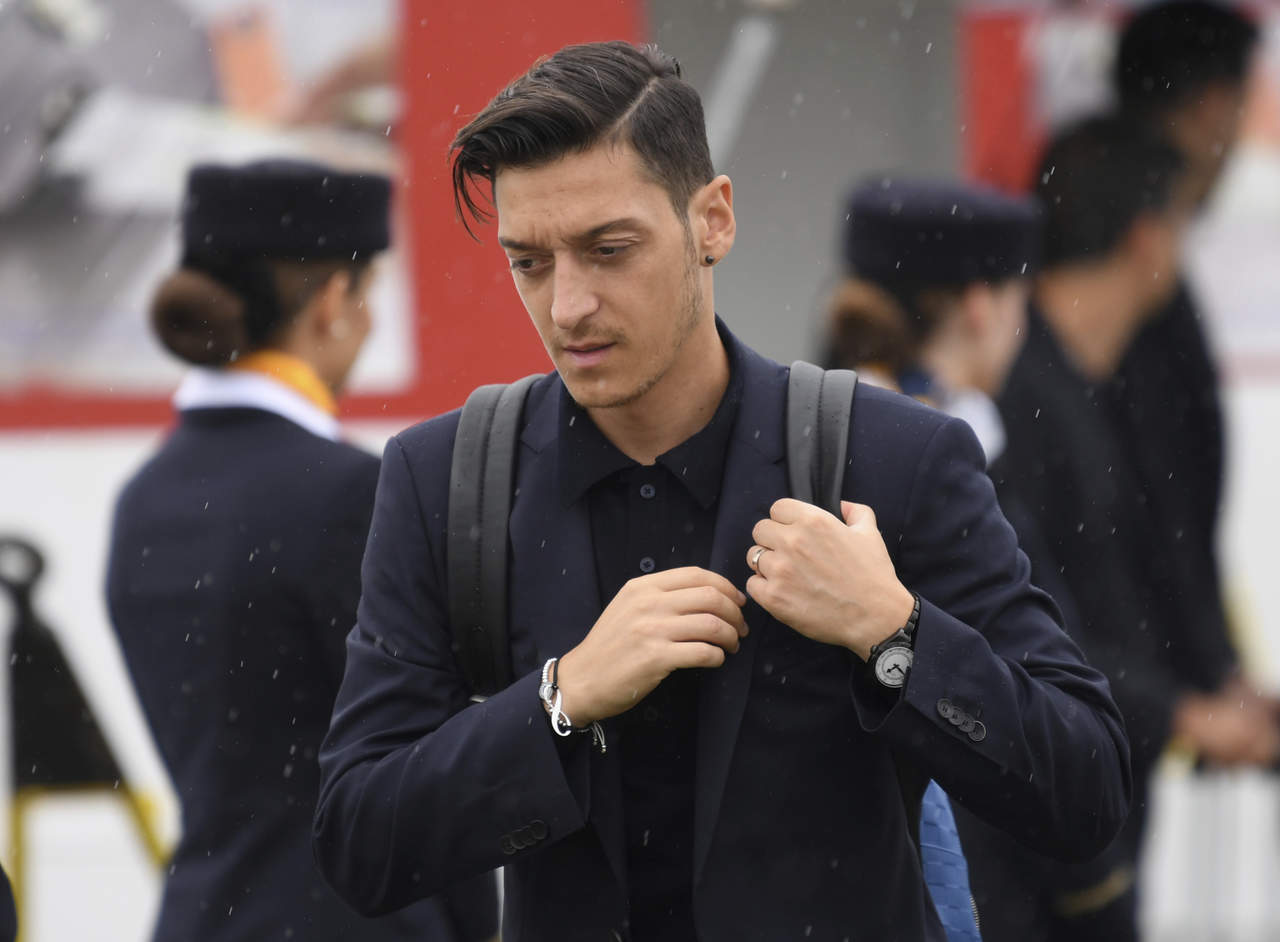 Renuncia Özil a la selección alemana tras polémica. Noticias en tiempo real