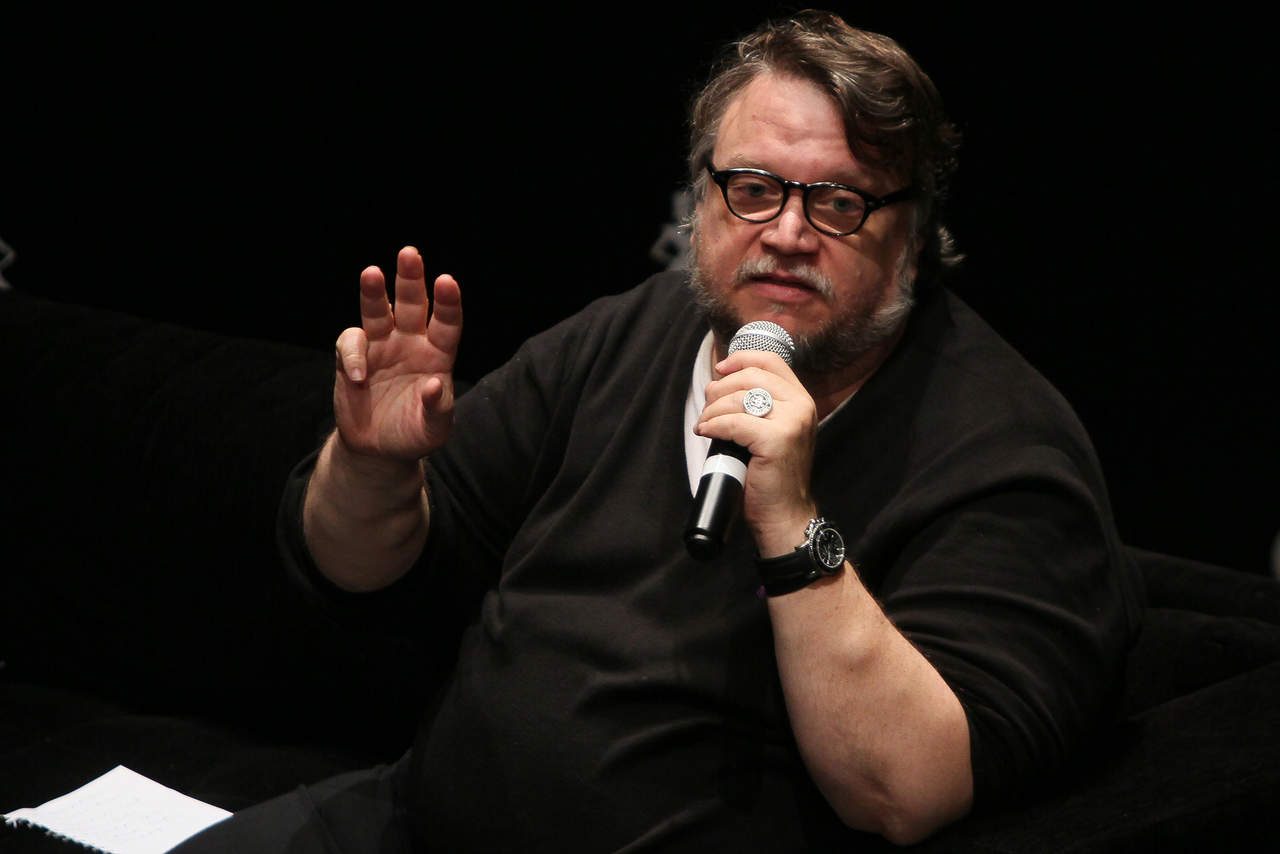 Muere padre de Guillermo del Toro. Noticias en tiempo real