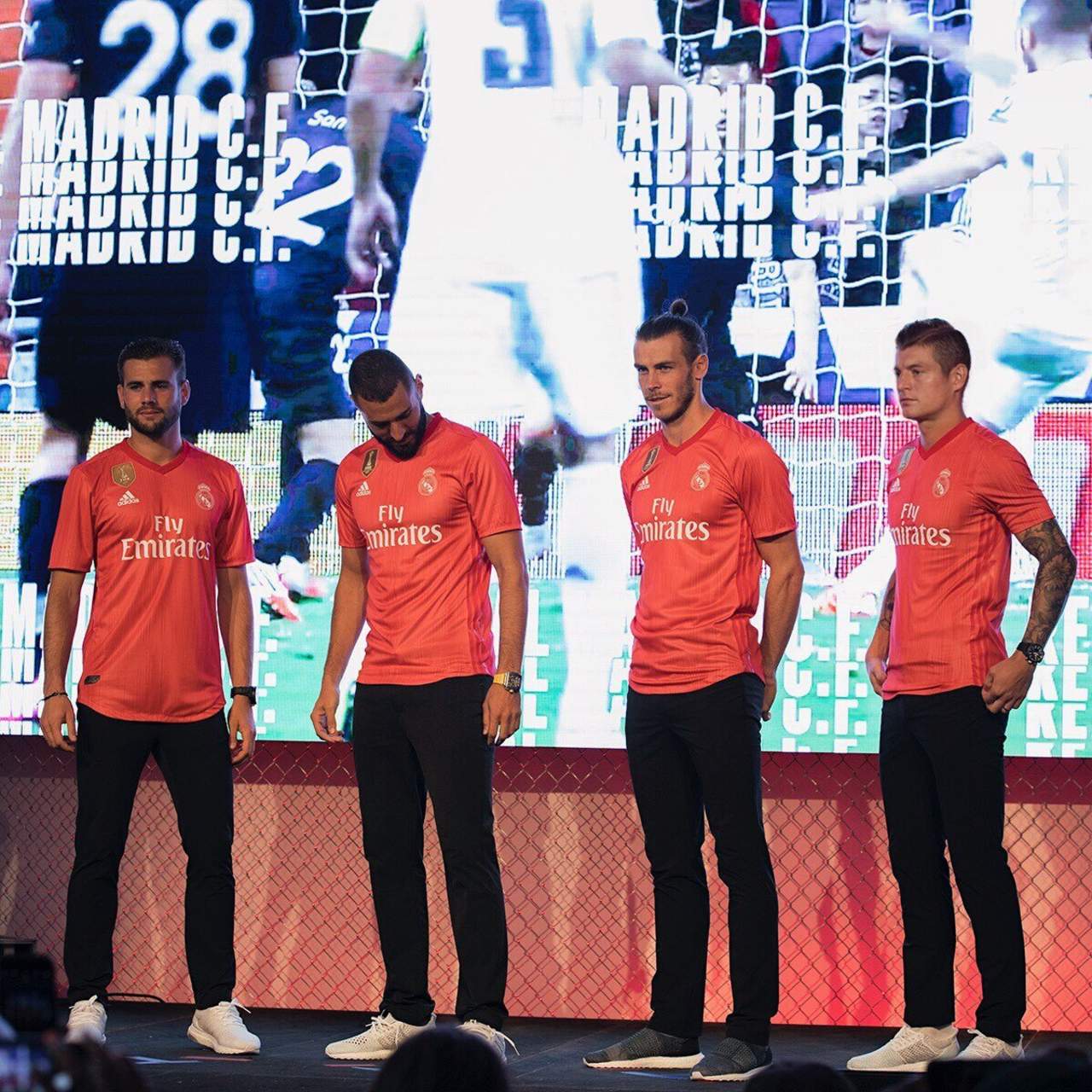 Real Madrid presenta su tercer uniforme. Noticias en tiempo real