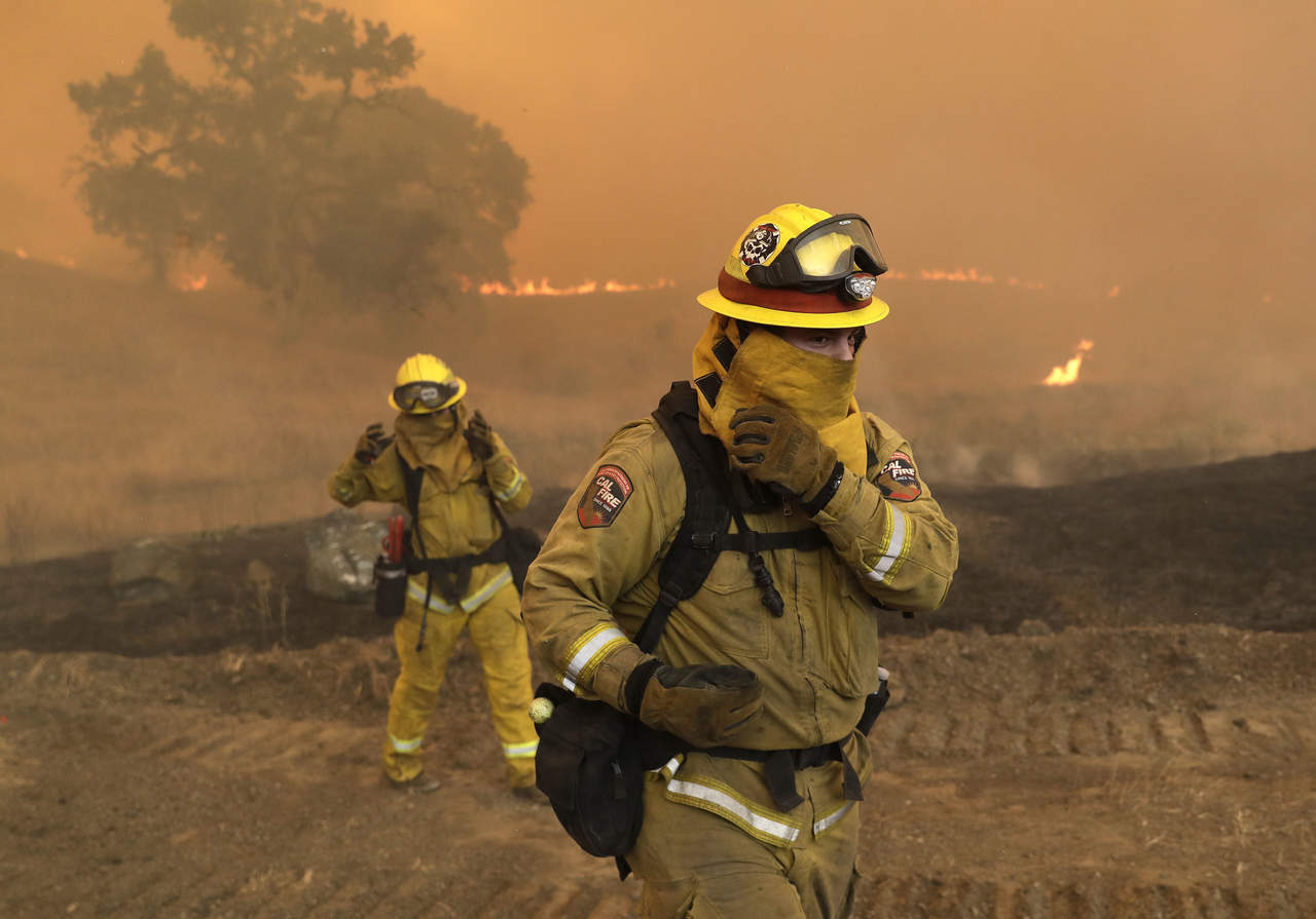 Incendio Mendocino, el más grande en la historia de California. Noticias en tiempo real