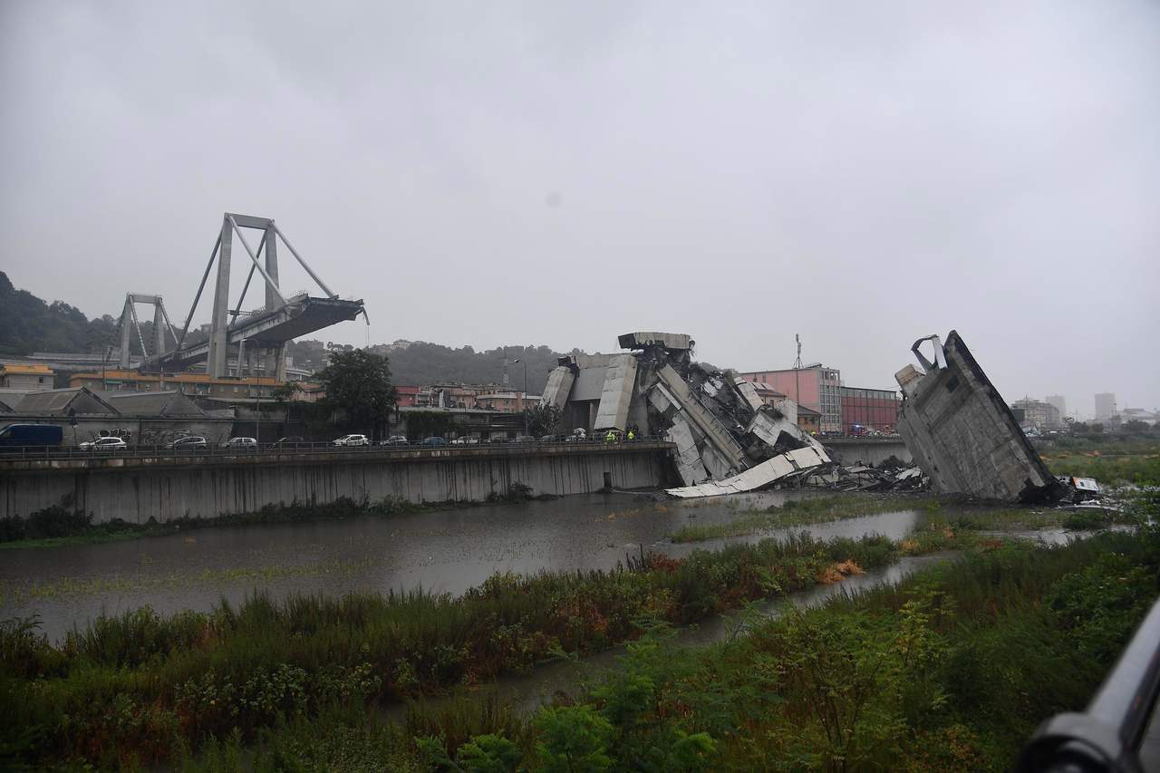 Derrumbe de puente en Génova deja al menos 11 muertos. Noticias en tiempo real