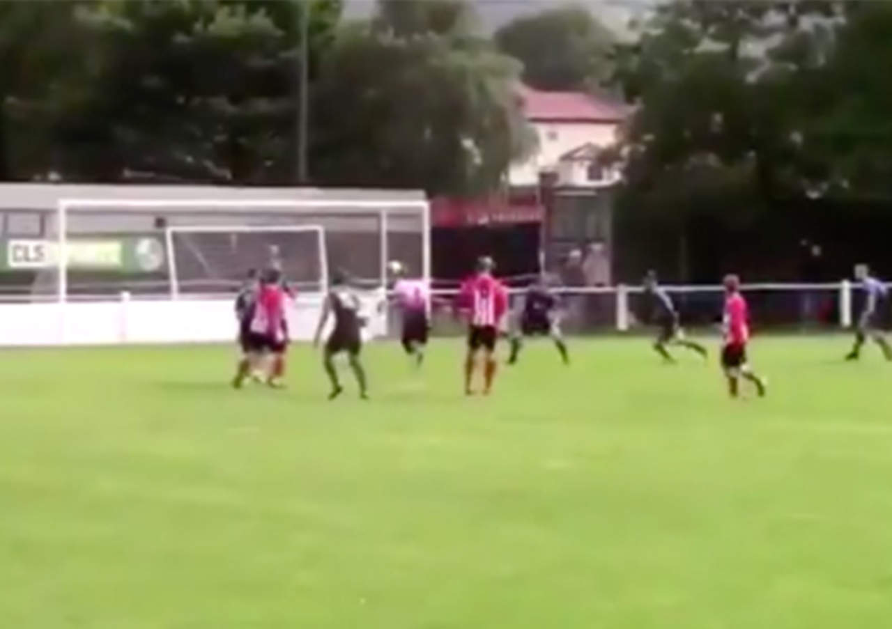 VIDEO: El increíble gol de un portero al último minuto. Noticias en tiempo real