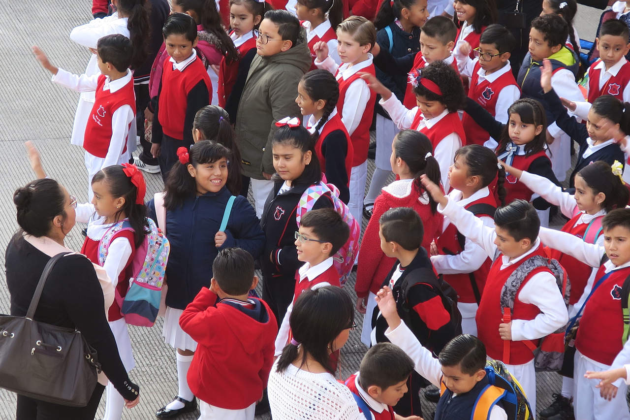 Paran 900 escuelas en Sinaloa en primer día de clases. Noticias en tiempo real