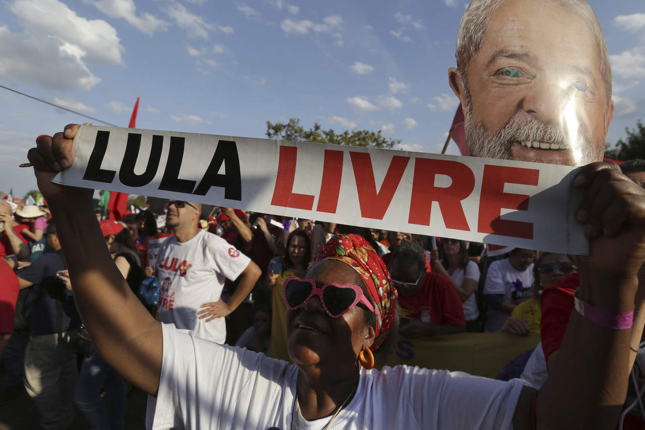 Apoyo a Lula en encuestas sigue creciendo pese a estar en prisión. Noticias en tiempo real