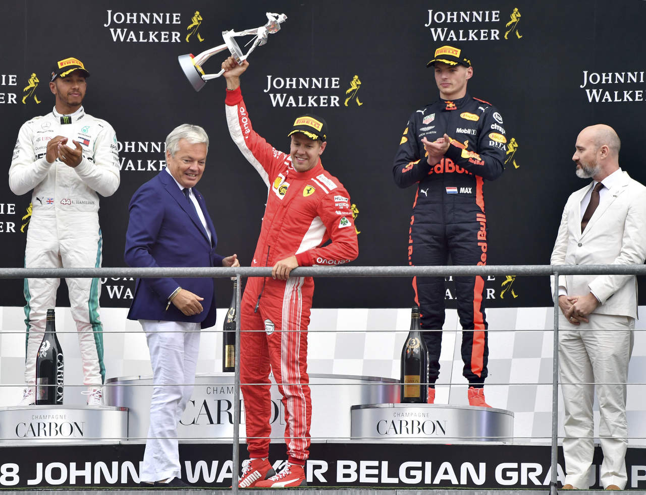 Vettel gana el GP de Bélgica y recorta distancia con Hamilton. Noticias en tiempo real