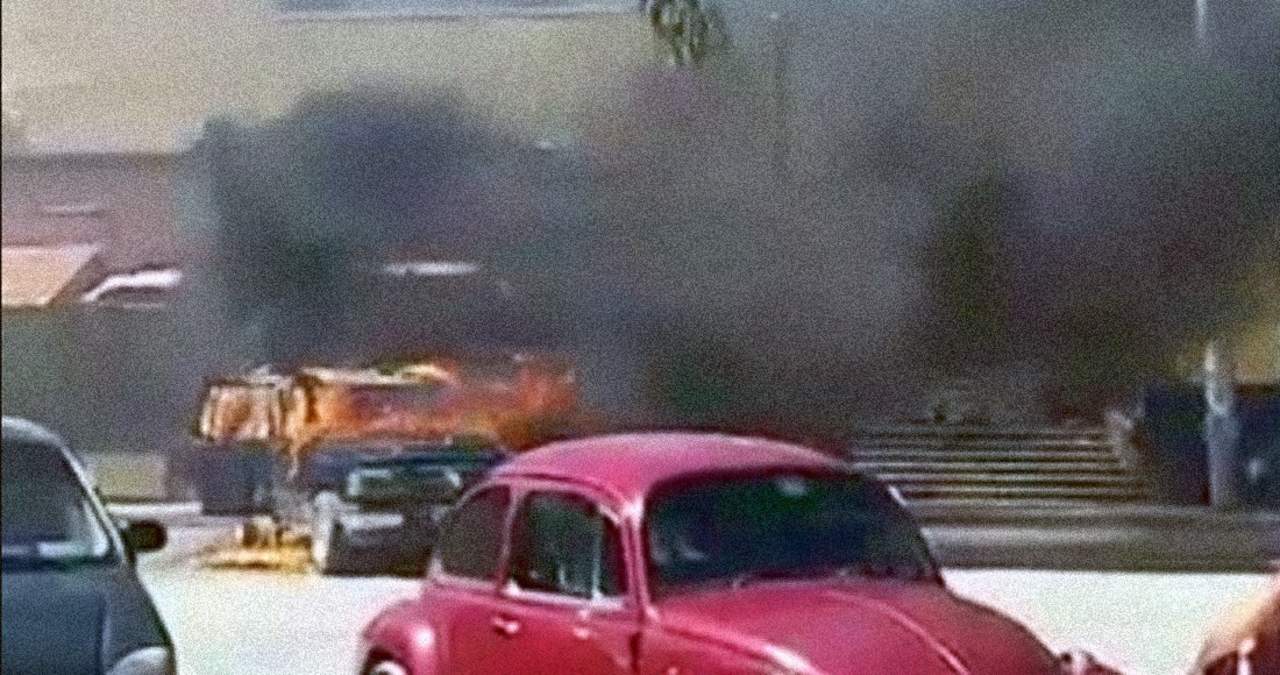Multitud saca a dos hombres de prisión y los quema vivos en Puebla. Noticias en tiempo real