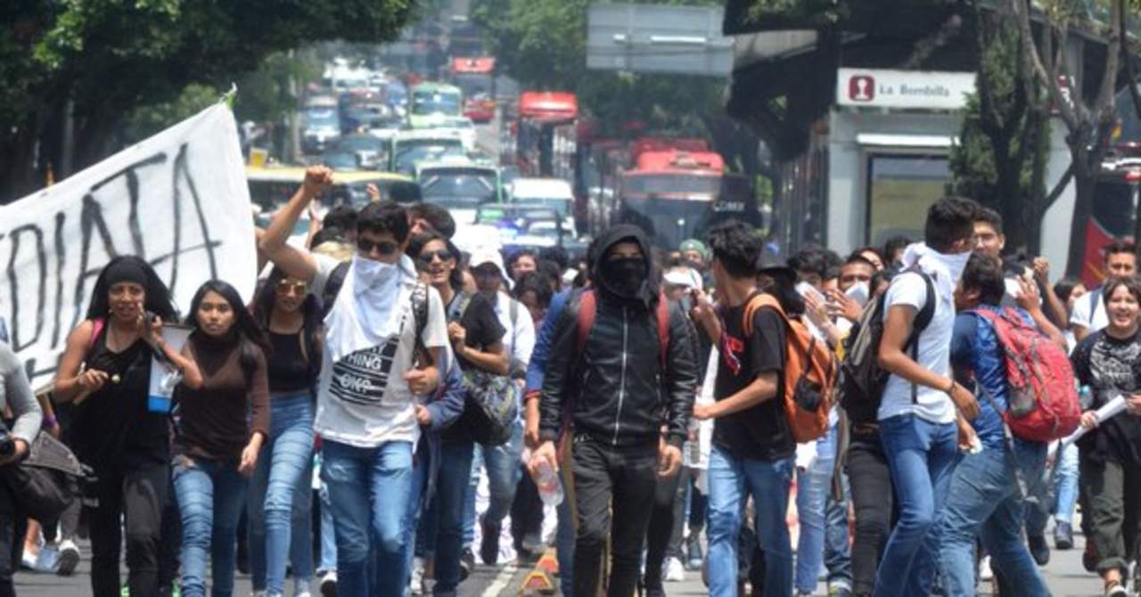 Fuera porros de la UNAM, demandan alumnos en CU. Noticias en tiempo real
