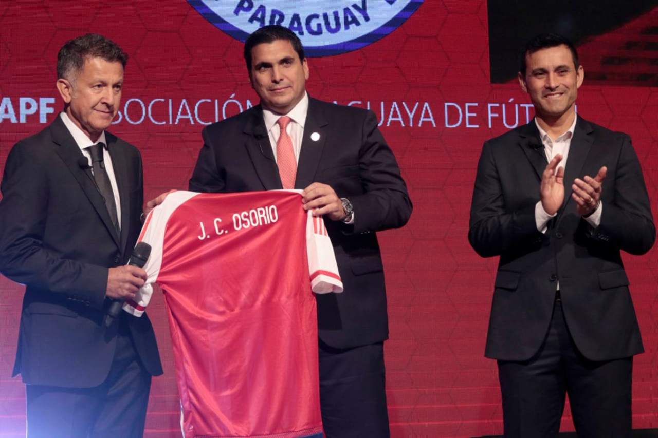 Selección Paraguaya presenta a Juan Carlos Osorio. Noticias en tiempo real