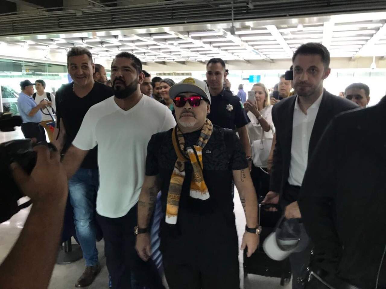 Retrasan debut de Maradona como DT de Dorados. Noticias en tiempo real