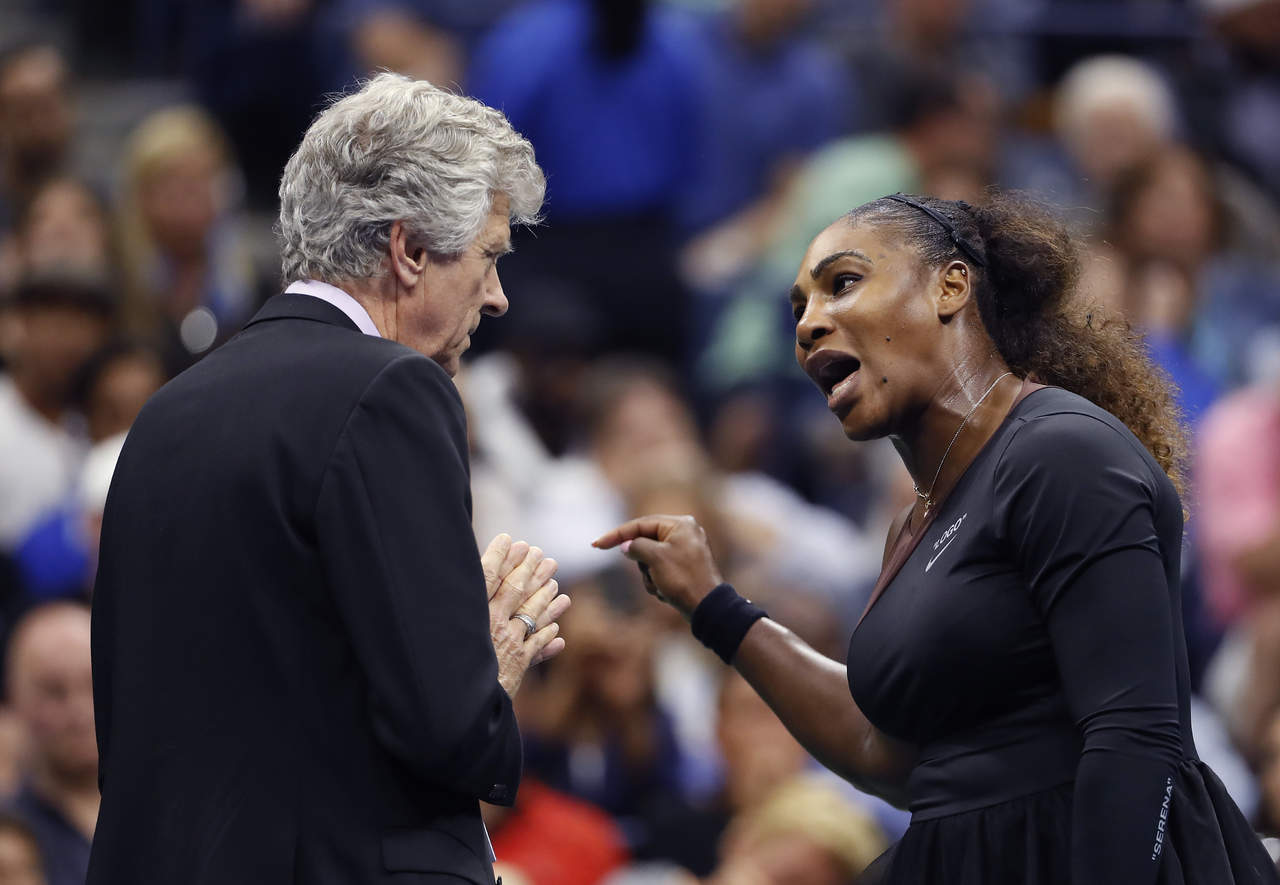 Extenistas apoyan a Serena Williams. Noticias en tiempo real