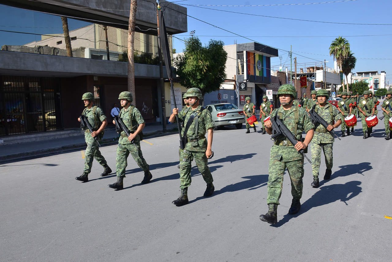Hasta mil militares en desfile del 16 de septiembre en Coahuila. Noticias en tiempo real