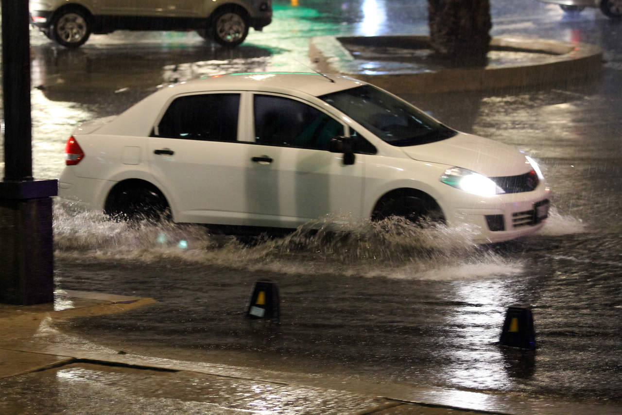 Recomendaciones para circular en coche durante la lluvia. Noticias en tiempo real