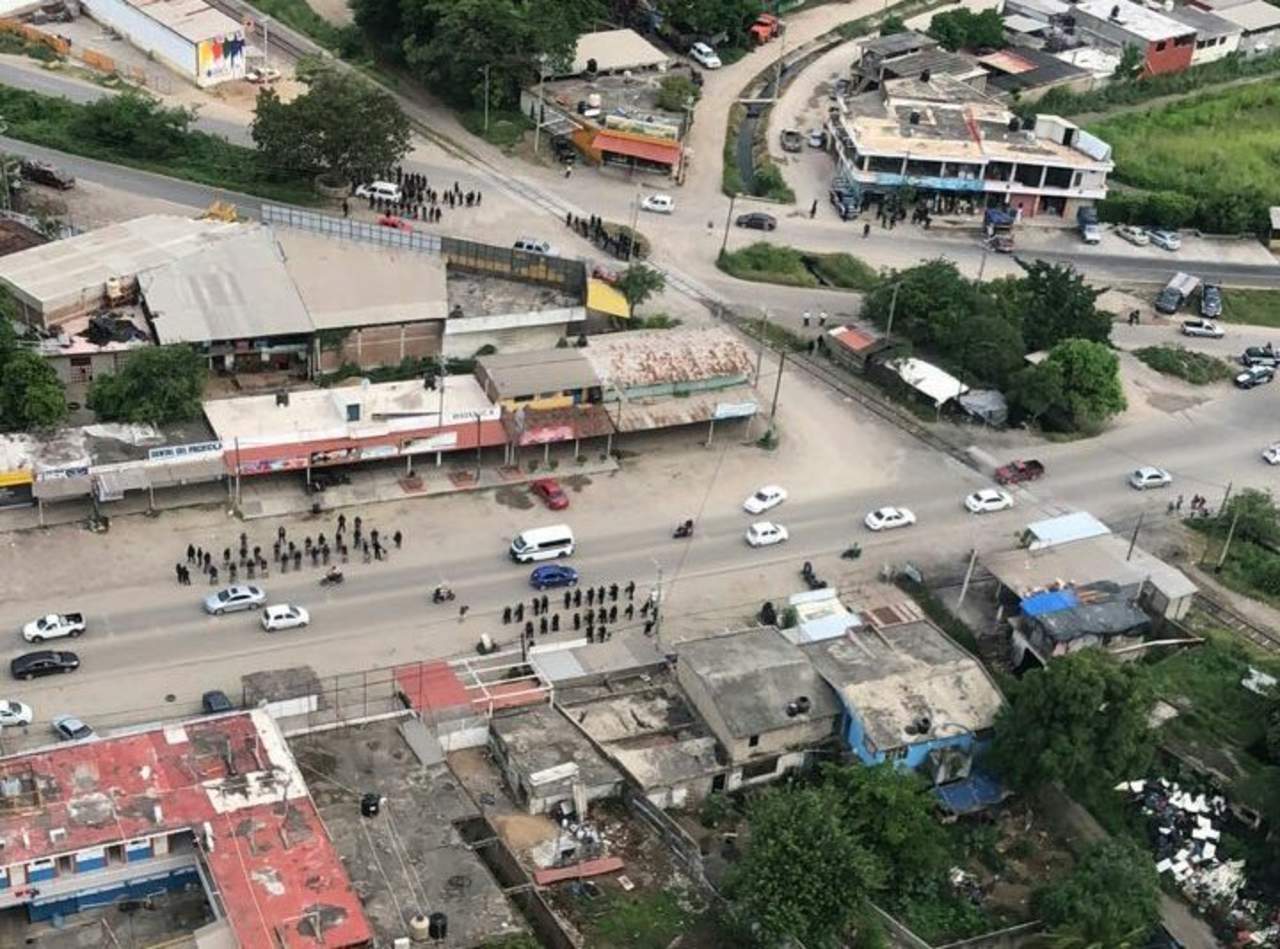 Detienen a 8 de la CNTE durante desalojo en Michoacán. Noticias en tiempo real