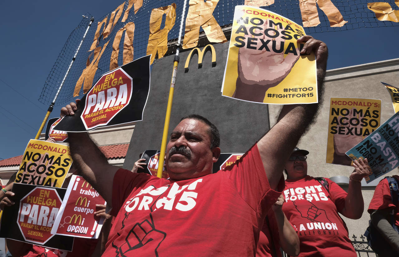 Trabajadores de McDonalds en EU protestan contra acoso sexual. Noticias en tiempo real
