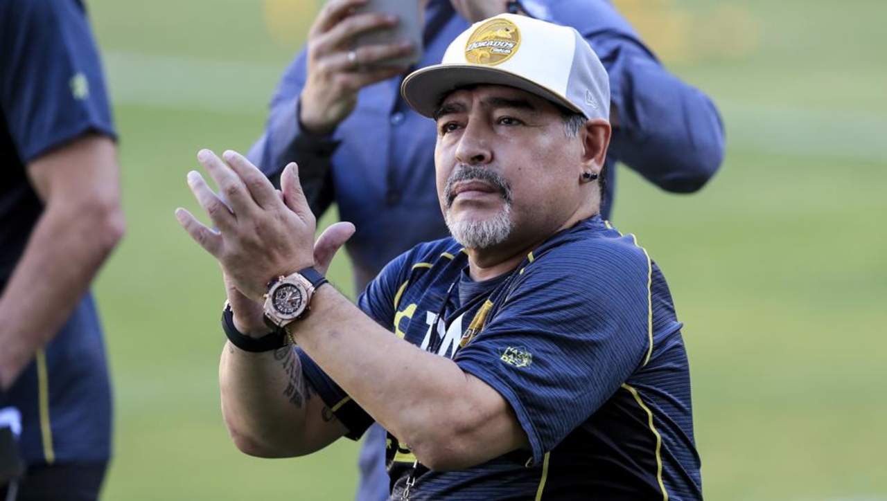 Hay que ir al Antidoping para ver a Maradona en Oaxaca. Noticias en tiempo real
