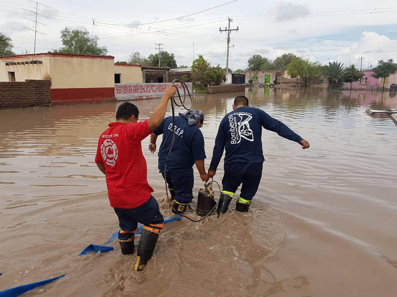 Lluvia inunda ejidos en San Pedro. Noticias en tiempo real