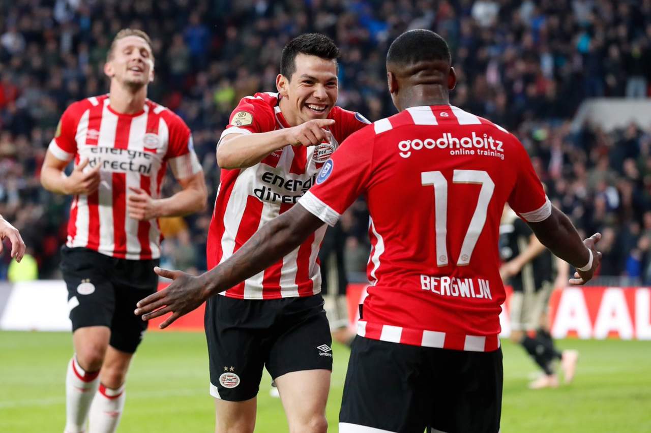 Lozano contribuye en triunfo del PSV ante Ajax. Noticias en tiempo real