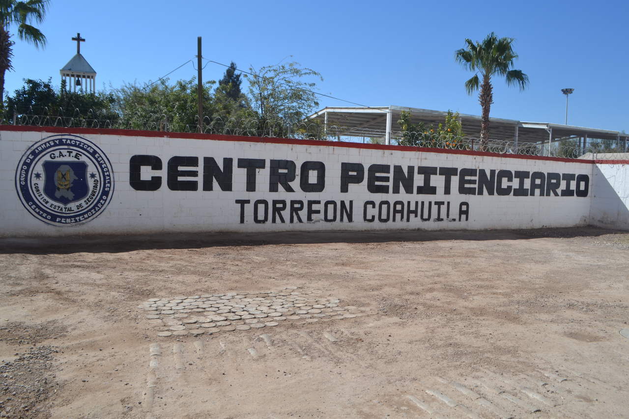 Rotan a directores de Ceresos tras fuga en penal de Torreón. Noticias en tiempo real