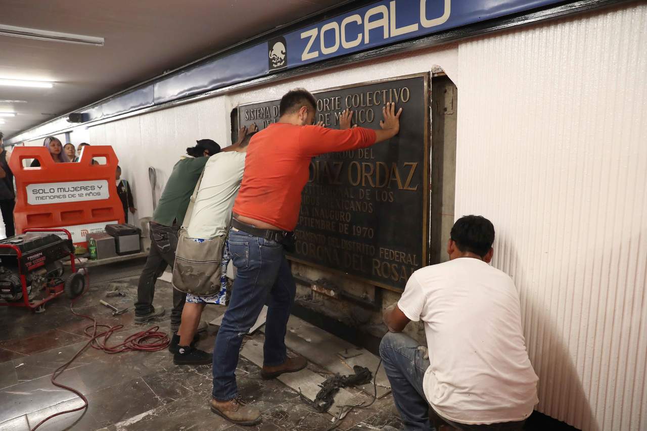 Placas retiradas de Díaz Ordaz serán parte del acervo: Amieva. Noticias en tiempo real