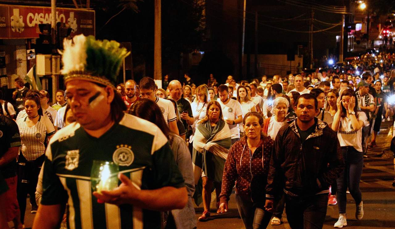 Familiares de víctimas del accidente de Chapecoense reclaman indemnización. Noticias en tiempo real