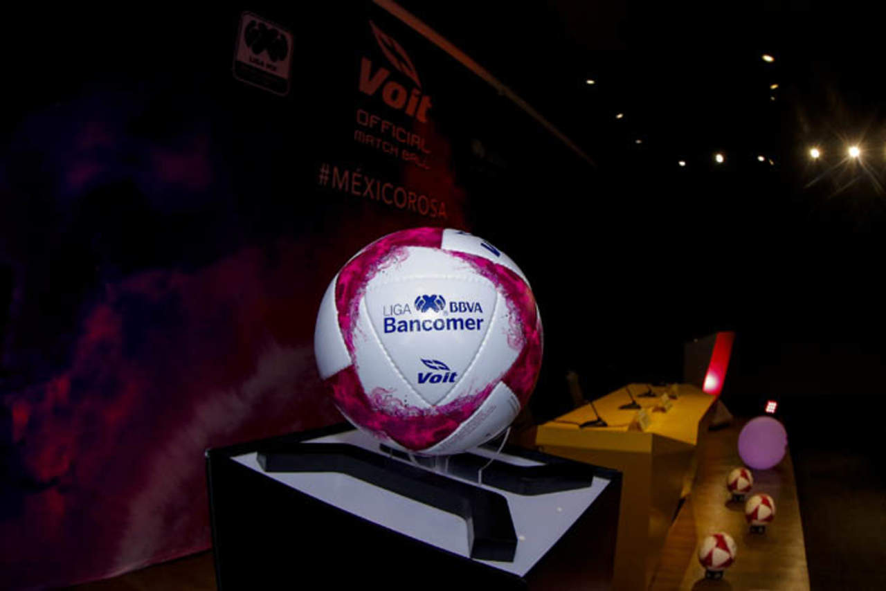 Santos estrenará hoy el balón rosa de la Liga MX. Noticias en tiempo real
