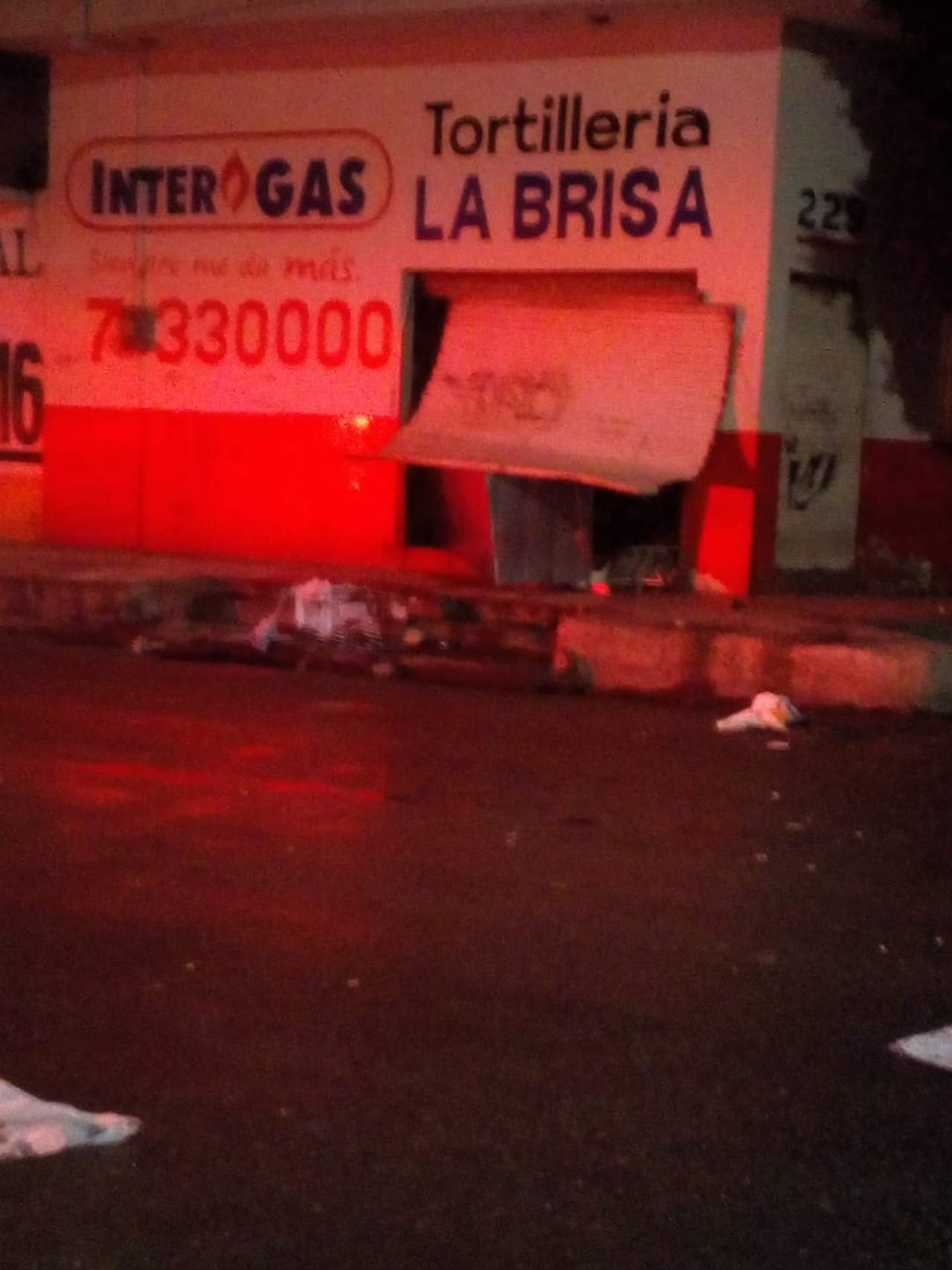 Explota tanque de gas en tortillería. Noticias en tiempo real