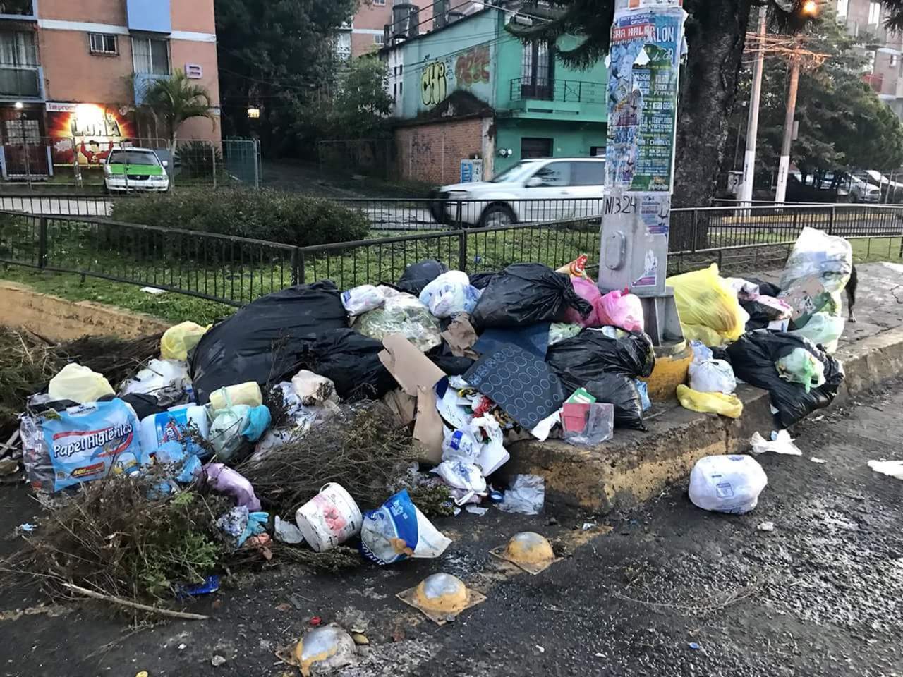 Xalapa, entre la basura y la falta de pavimentación. Noticias en tiempo real