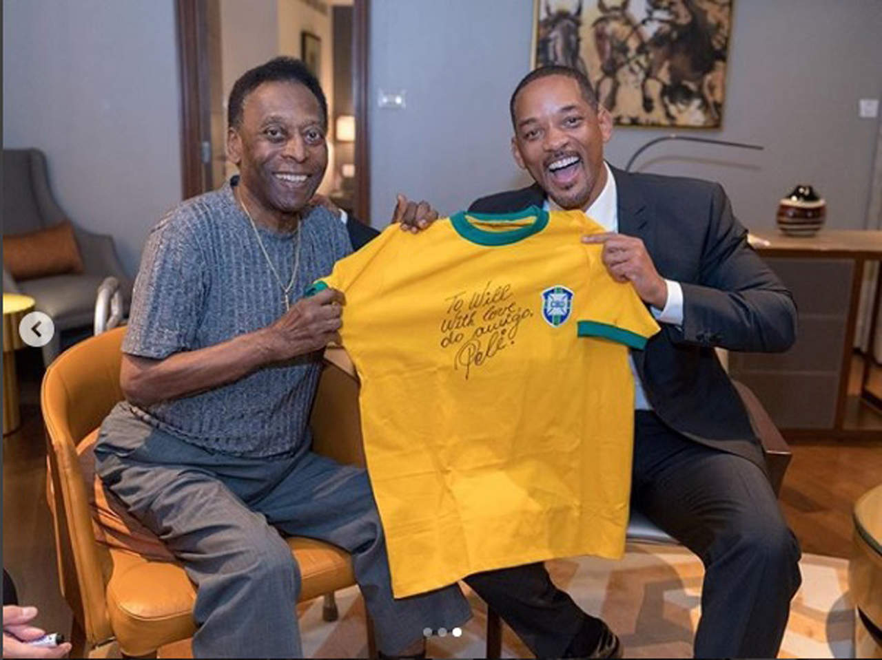 Will Smith recibe autógrafo de Pelé. Noticias en tiempo real