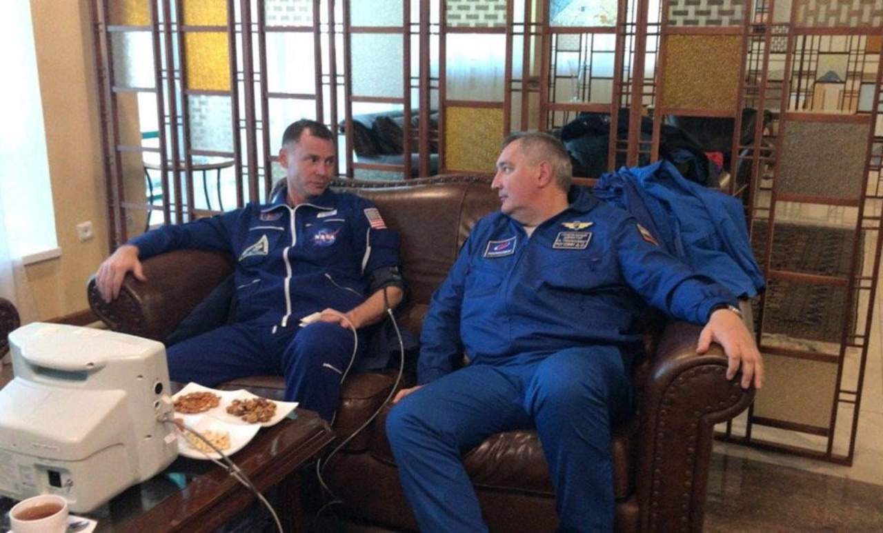 A salvo, tripulación de la Soyuz que abortó viaje a la EEI. Noticias en tiempo real