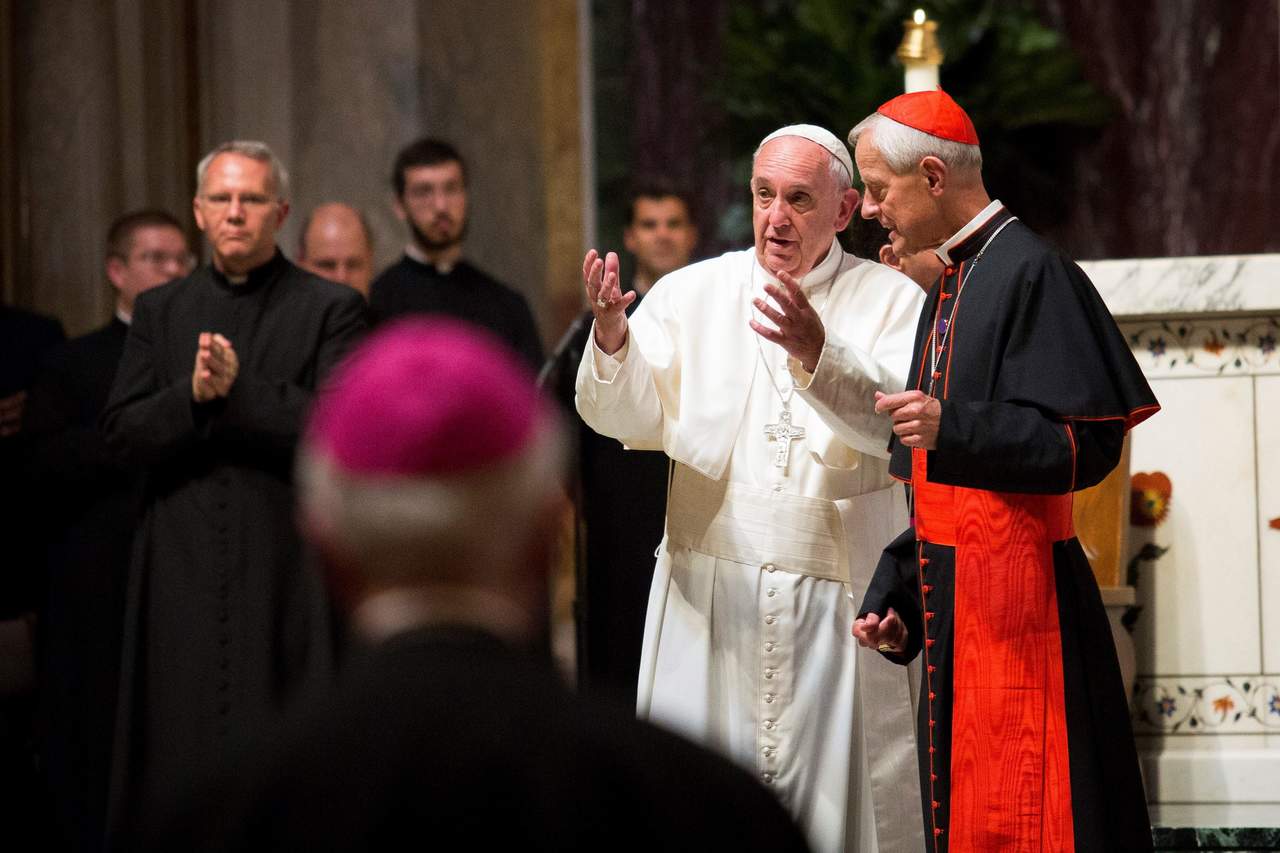 Papa acepta renuncia de cardenal por encubrir abusos. Noticias en tiempo real