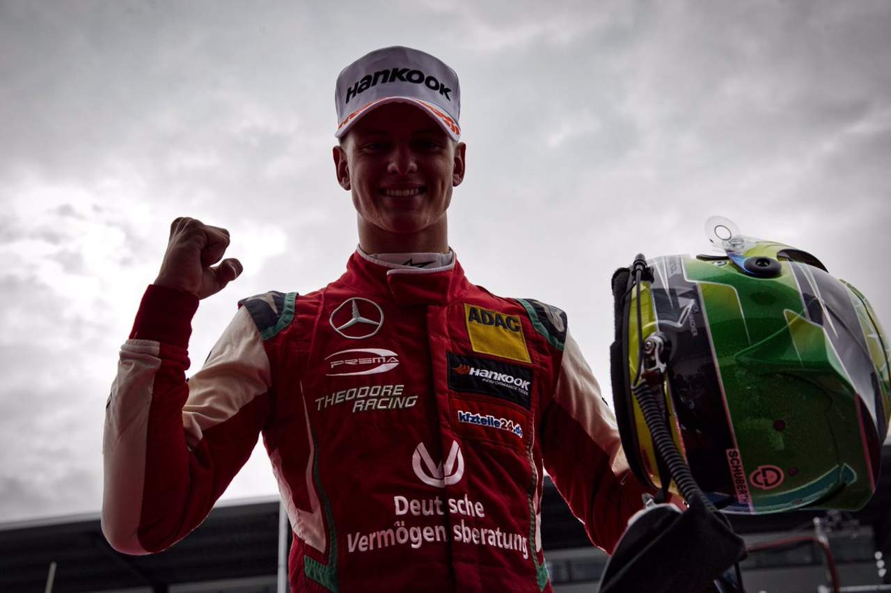 Mick Schumacher, campeón de la F3, 28 años después que su padre. Noticias en tiempo real