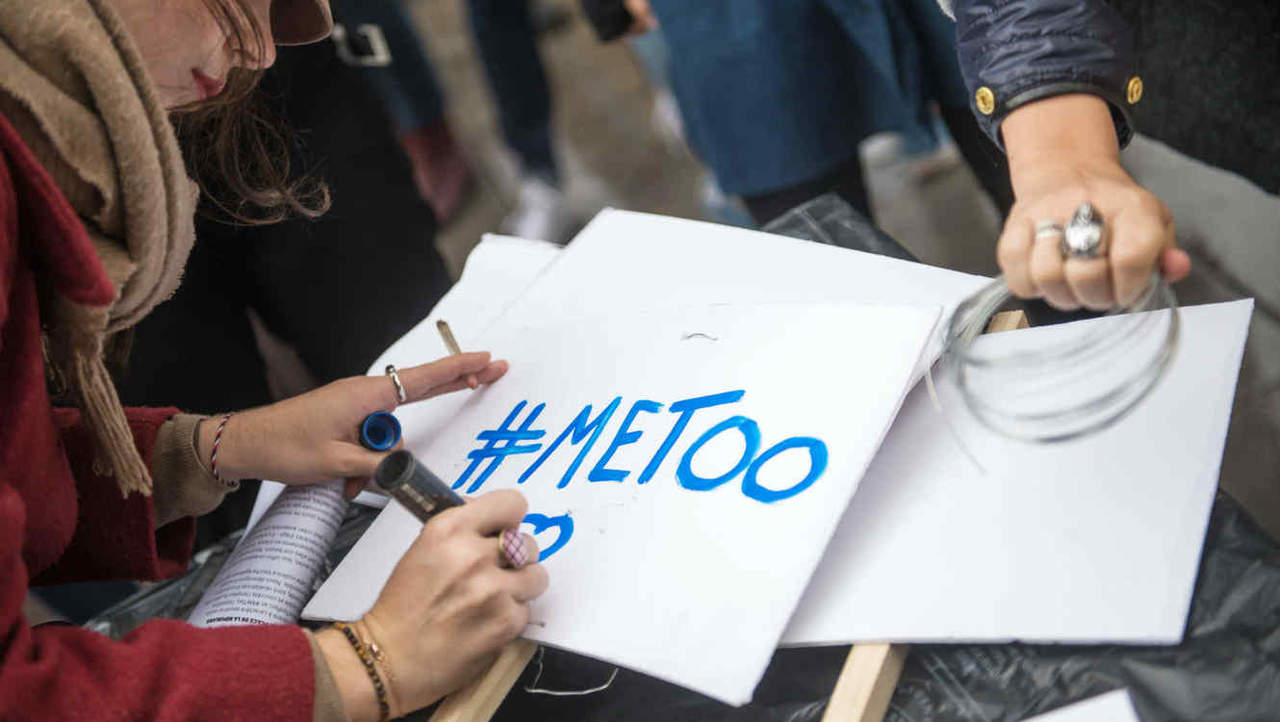 Activistas reciben fondos en aniversario de #MeToo. Noticias en tiempo real