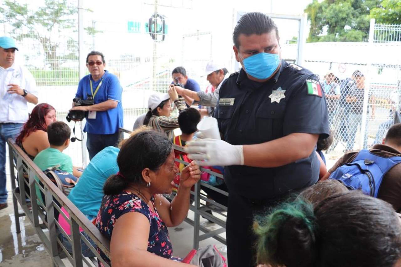 Policía Federal da atención médica a migrantes en la frontera sur. Noticias en tiempo real