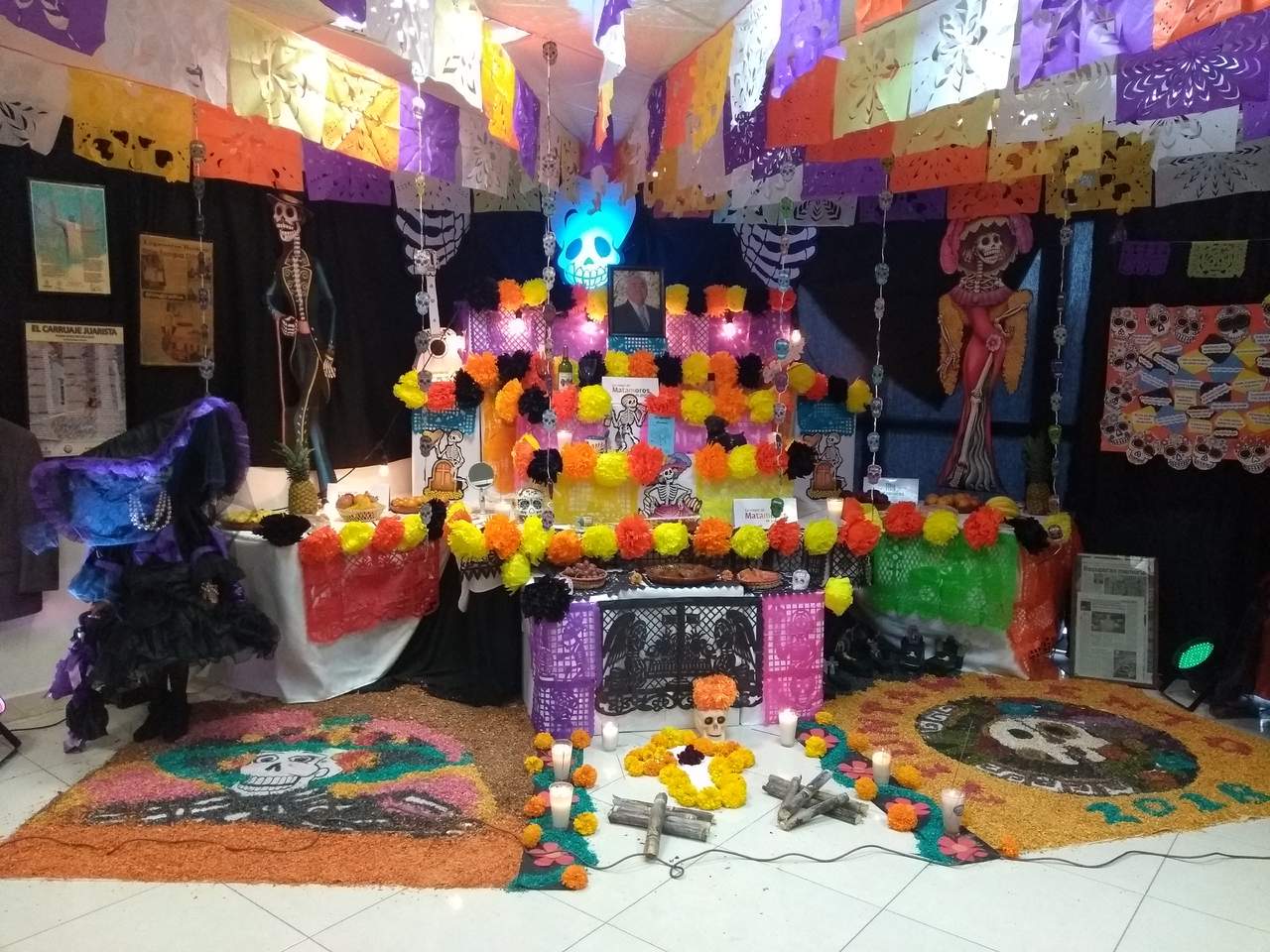 Construyen altar de muertos en Matamoros. Noticias en tiempo real