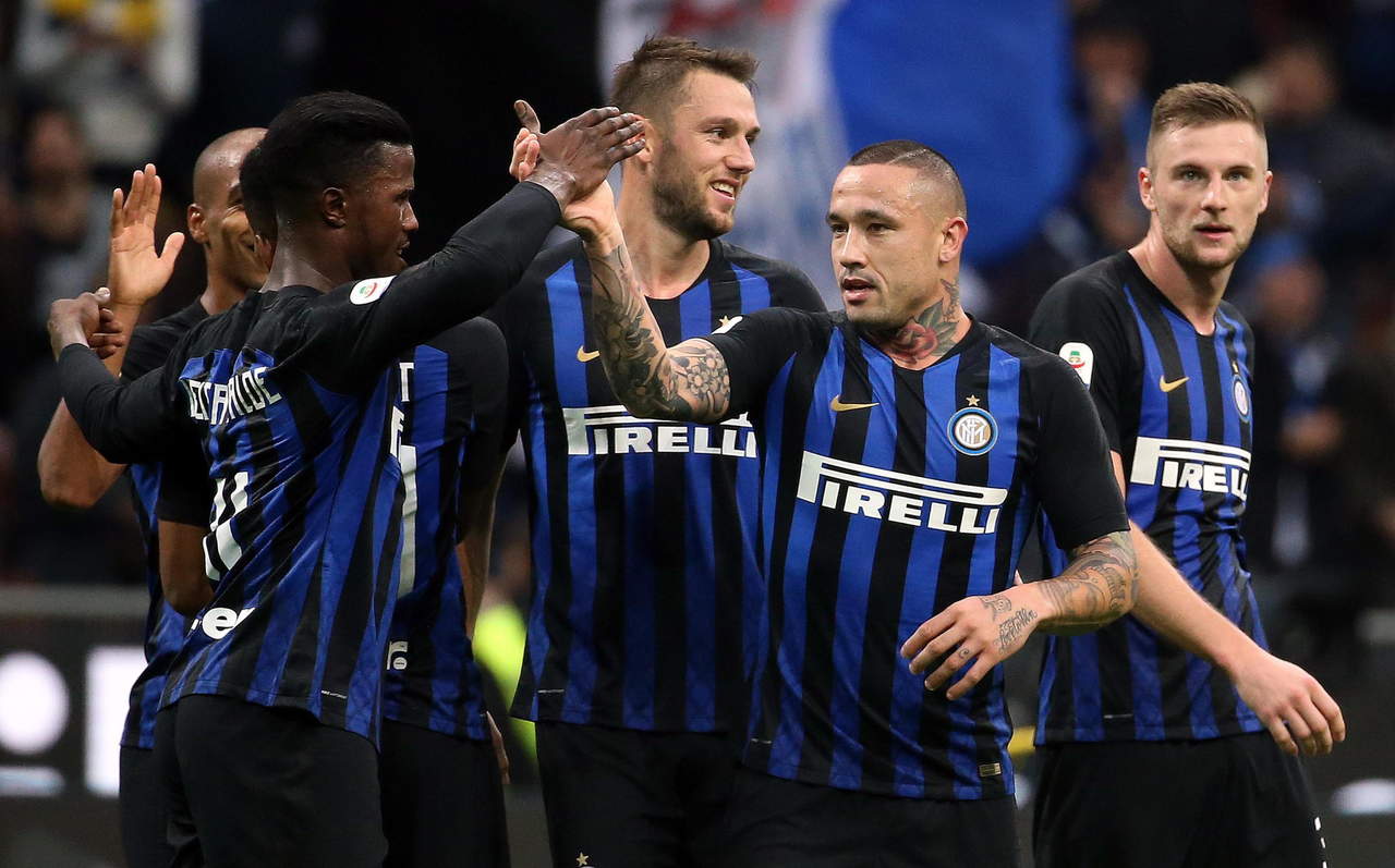 Inter de Milán golea 5-0 a Genoa y es sublíder de la Serie A. Noticias en tiempo real