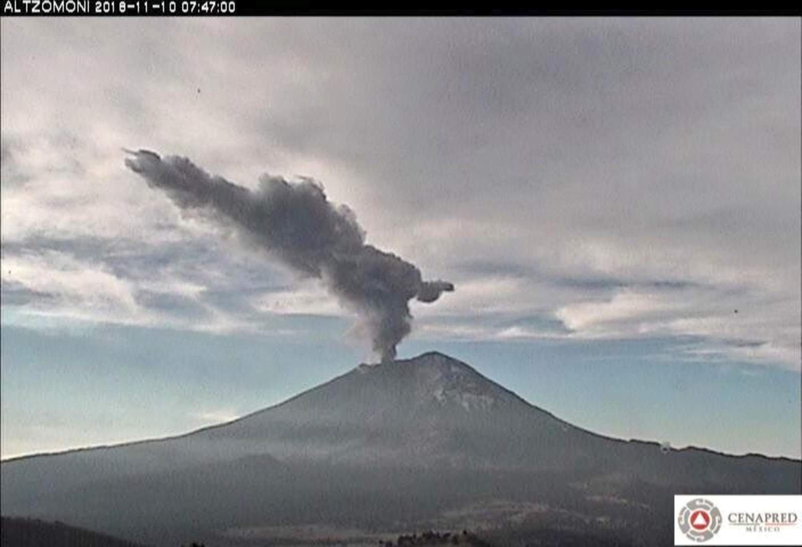 Registra Popocatépetl explosión con fumarola de 1.7 kilómetros. Noticias en tiempo real