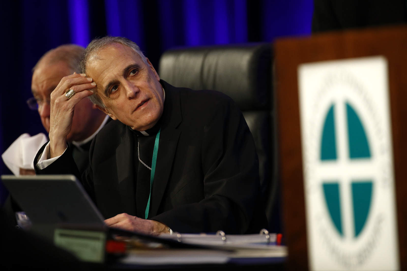 Obispos católicos aplazan voto sobre abusos sexuales. Noticias en tiempo real