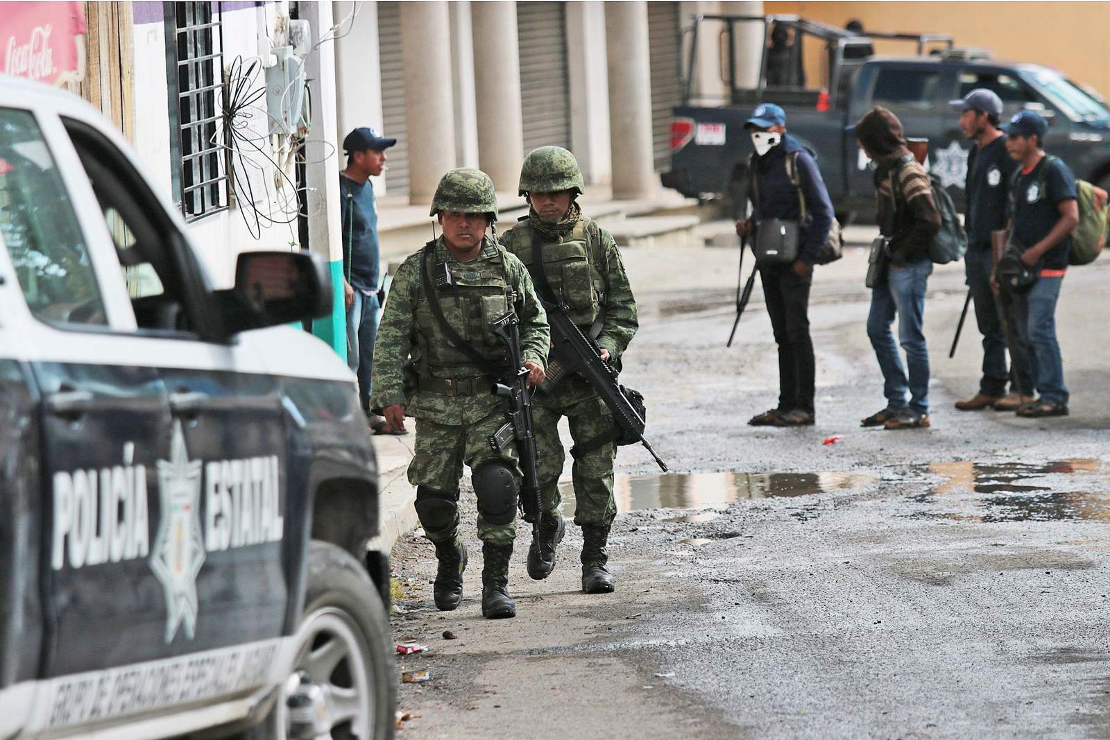 Retirar fuerzas armadas de la calle sería irresponsable: Durazo. Noticias en tiempo real